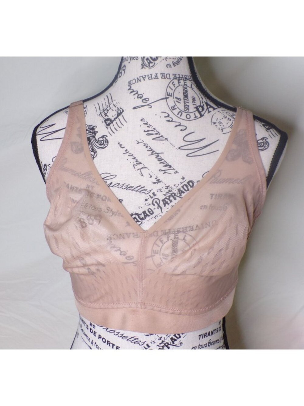 🆕WACOAL Elevated Allure Unpadded Wireless Bra 38DDD Beige #852336 - Picture 6 of 10